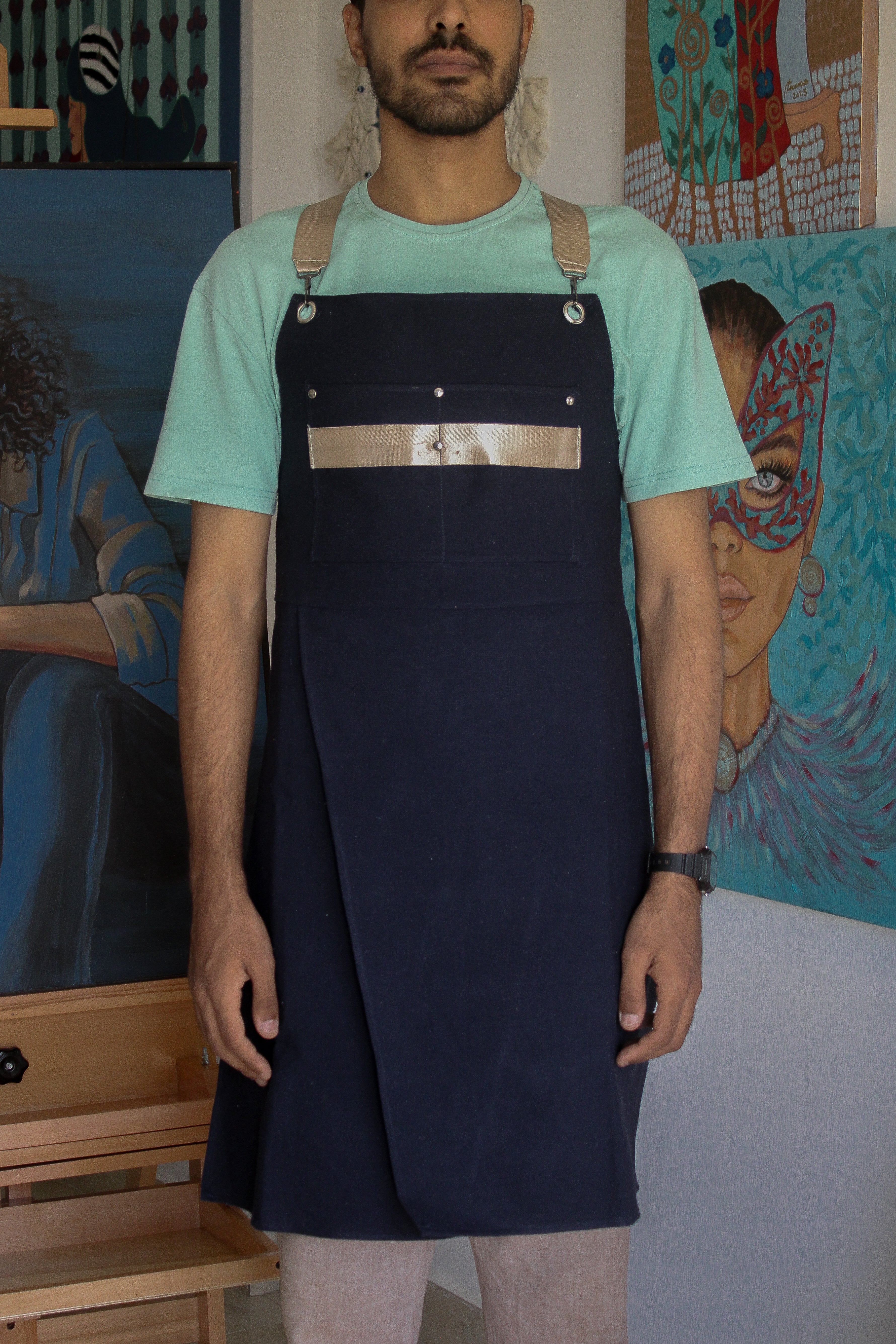 Unisex - split leg apron
